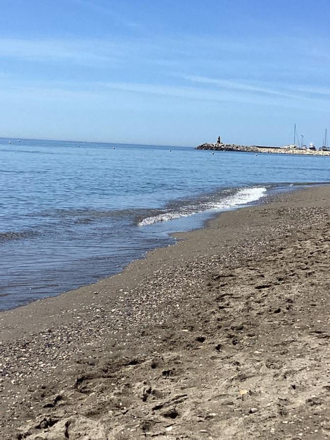 Carihuela Park Palace Apartament Sun&Beach Appartement Torremolinos Buitenkant foto