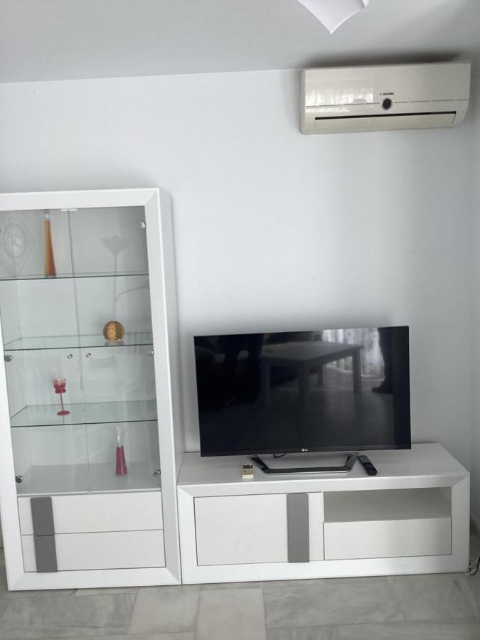 Carihuela Park Palace Apartament Sun&Beach Appartement Torremolinos Buitenkant foto